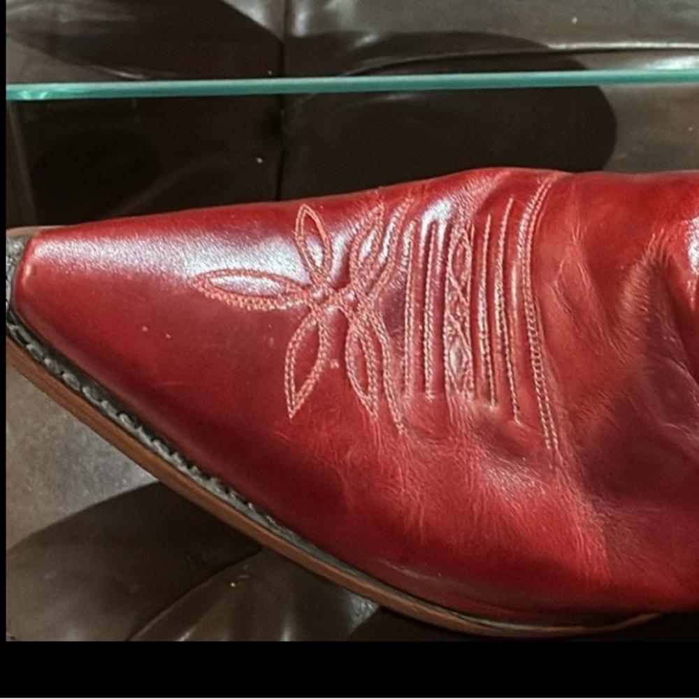 Justin Women’s Embroidered Leather Western Boots in Red, Size 10 Wide. - Picture 12 of 16